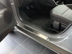 Накладки на пороги Renault Duster 2018- Premuim