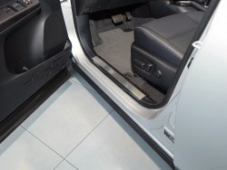 Накладки на внутренние пороги Toyota Rav-4 13-16, 16- Premium