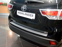 Накладка на бампер с загибом Toyota Highlander 2014- Premium