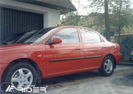 Фото Молдинги дверей Kia Sephia 1998-2001 Rider