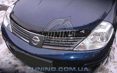 Фото Дефлектор капота на Nissan Tiida 2008-2014 EGR Темний