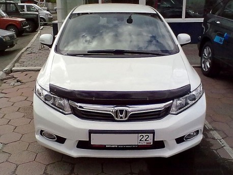 Photo Дефлектор капота Honda Civic 2012- седан SIM