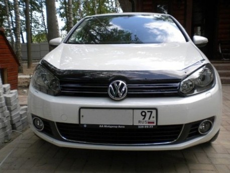 Photo Дефлектор капота Volkswagen Golf 6 2008-2012 SIM