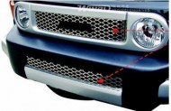 Решетка радиатора и в бампер Toyota FJ Cruiser 2006- Winbo