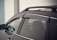 Вітровики з хром молдингом Volkswagen Touareg 2010- AVTM