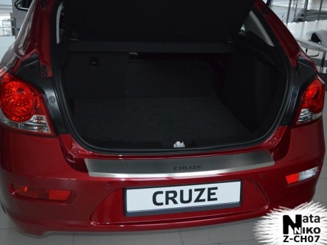 Photo Накладка на бампер с загибом Chevrolet Cruze 2013- хэтчбек Premium