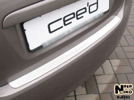 Photo Накладка на бампер Kia Ceed 2007-2012 хэтчбек Premium