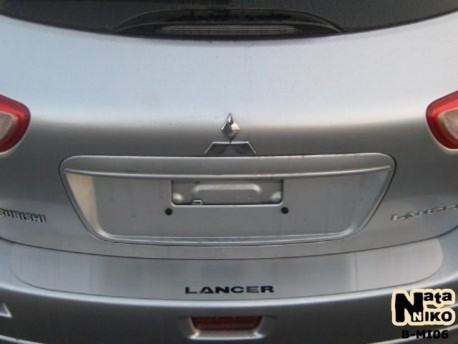 Фото Накладка на бампер Mitsubishi Lancer X 2007 - 5 дверей Premium