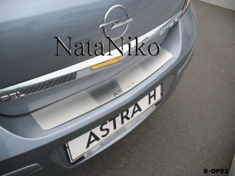 Фото Накладка на бампер Opel Astra H 2004-2014 седан Premium