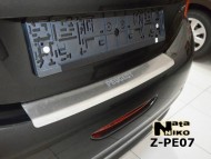 Накладка на бампер з загином Peugeot 208 2012- Premium