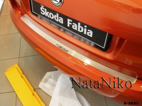 Фото Накладка на бампер Skoda Fabia 2007-2015 хетчбек Premium