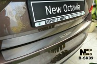 Накладка на бампер Skoda Octavia A7 2013- Premium