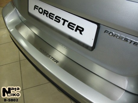 Фото Накладка на бампер Subaru Forester 2008-2012 Premium