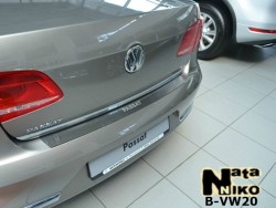 Накладка на бампер VW Passat B7 2010-2015 седан Premium