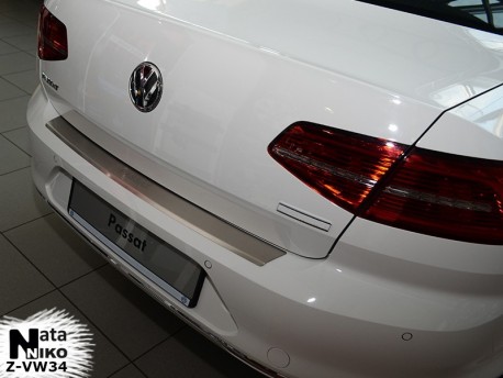 Photo Накладка на бампер с загибом VW Passat B8 2015- седан Premium