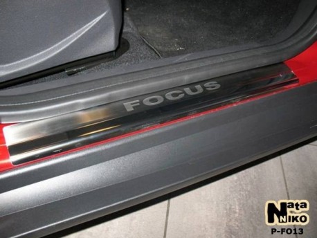 Photo Матовые накладки на пороги Ford Focus 2011-2018 Premium