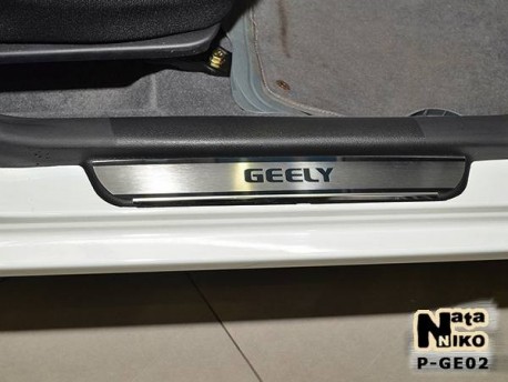 Photo Матовые накладки на пороги Geely MK 4 двери 2006- Premium