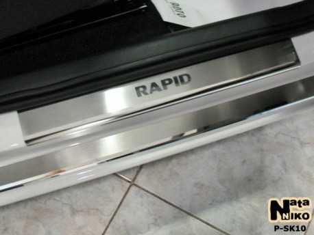 Photo Матовые накладки на пороги Skoda Rapid 2012- Premium