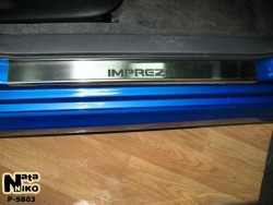 Матовые накладки на пороги Subaru Impreza 2007-2011 Premium