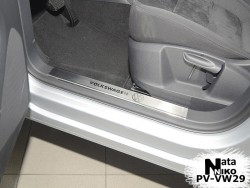 Накладки на внутренние пороги Volkswagen Tiguan 07-16 Premium